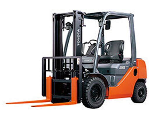 くろがね工業　重機輸送